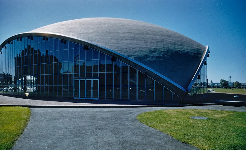 Kresge Auditorium, Boston
