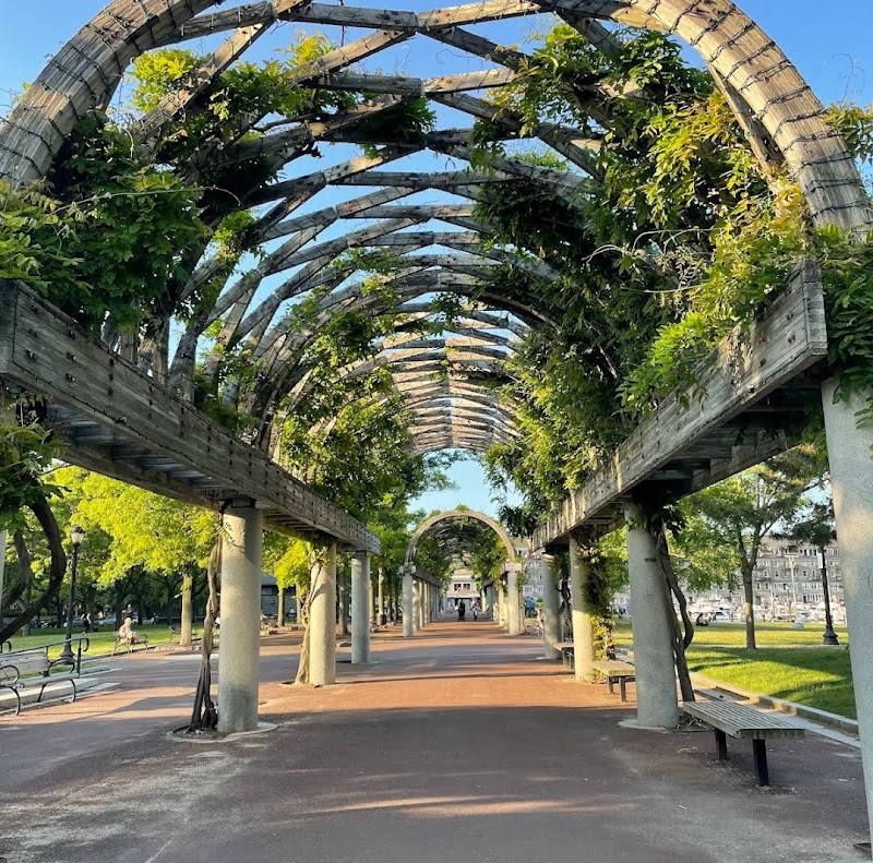 Christopher Columbus Park, Boston