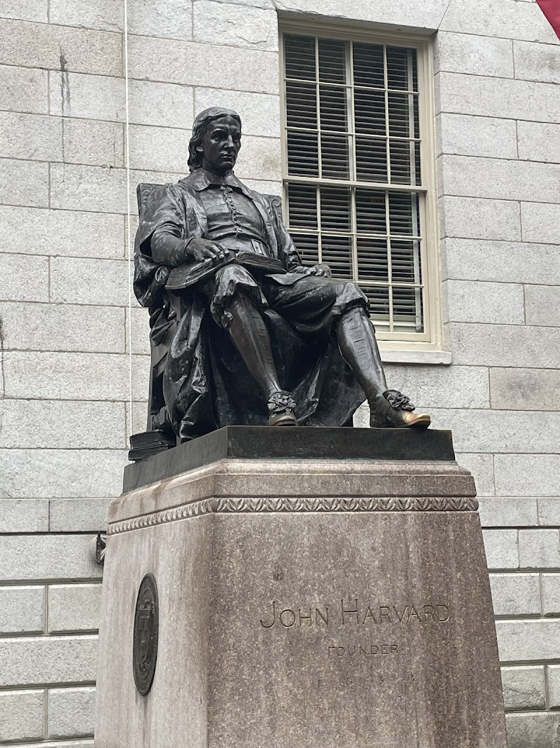 John Harvard Statue, Boston