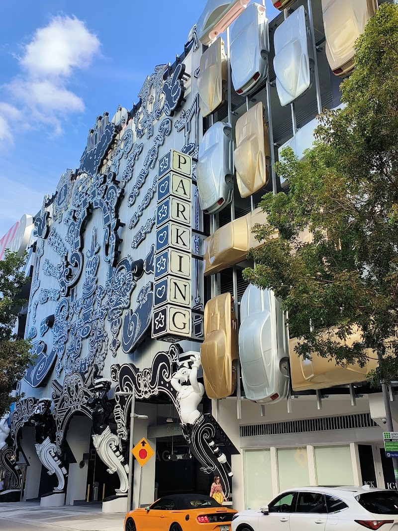 Museum Garage, Miami