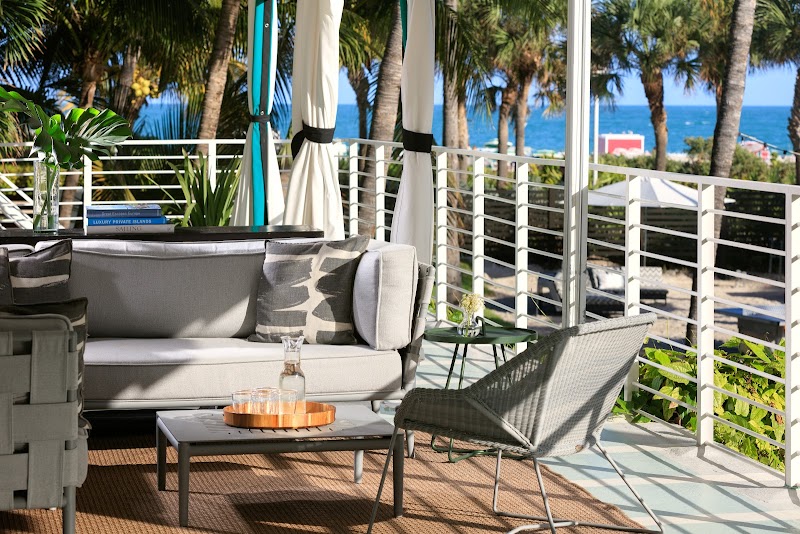 Surfcomber Hotel, Miami