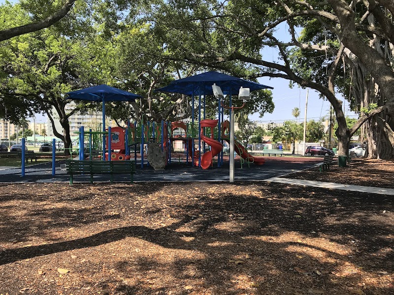 Curtis Park, Miami