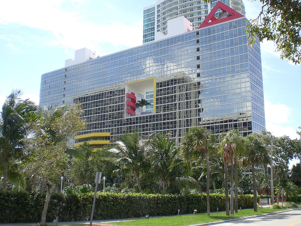 Atlantis Condominium, Miami