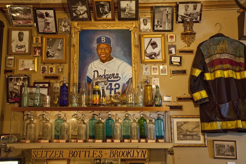 City Reliquary, New York