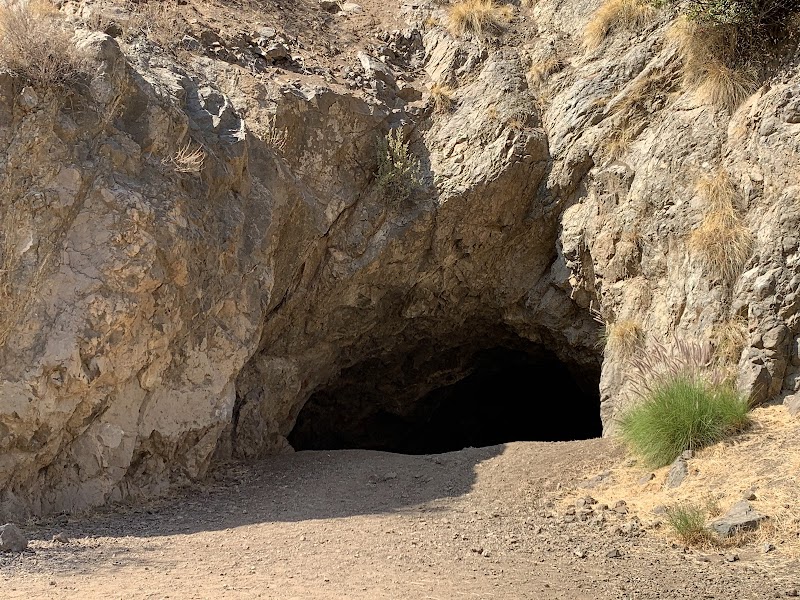 Bronson Caves, Los Angeles