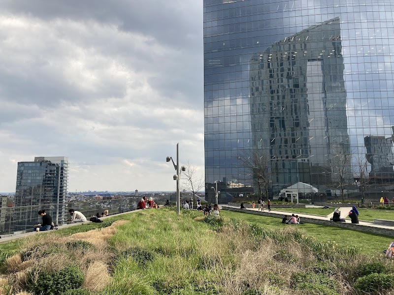 Cira Green, Philadelphia
