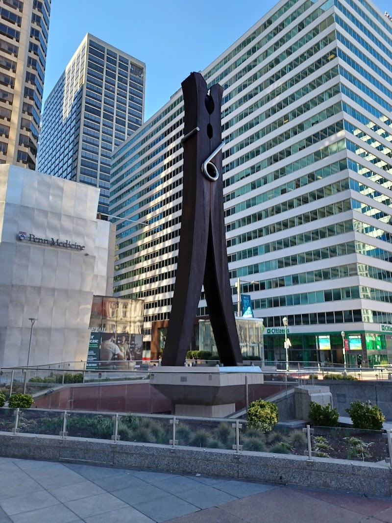 Clothespin Sculpture, Philadelphia