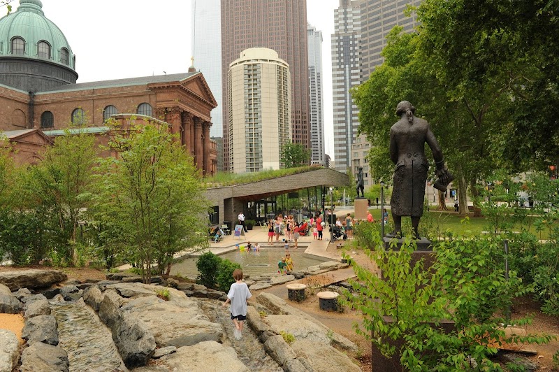 Sister Cities Park, Philadelphia